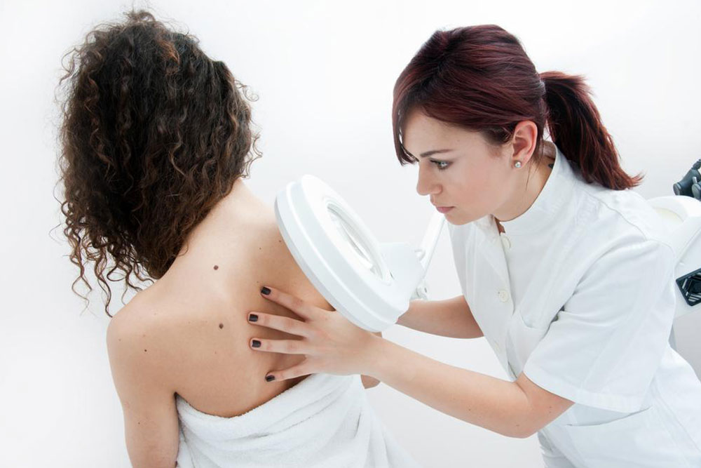 Causes, types, and symptoms of skin cancer