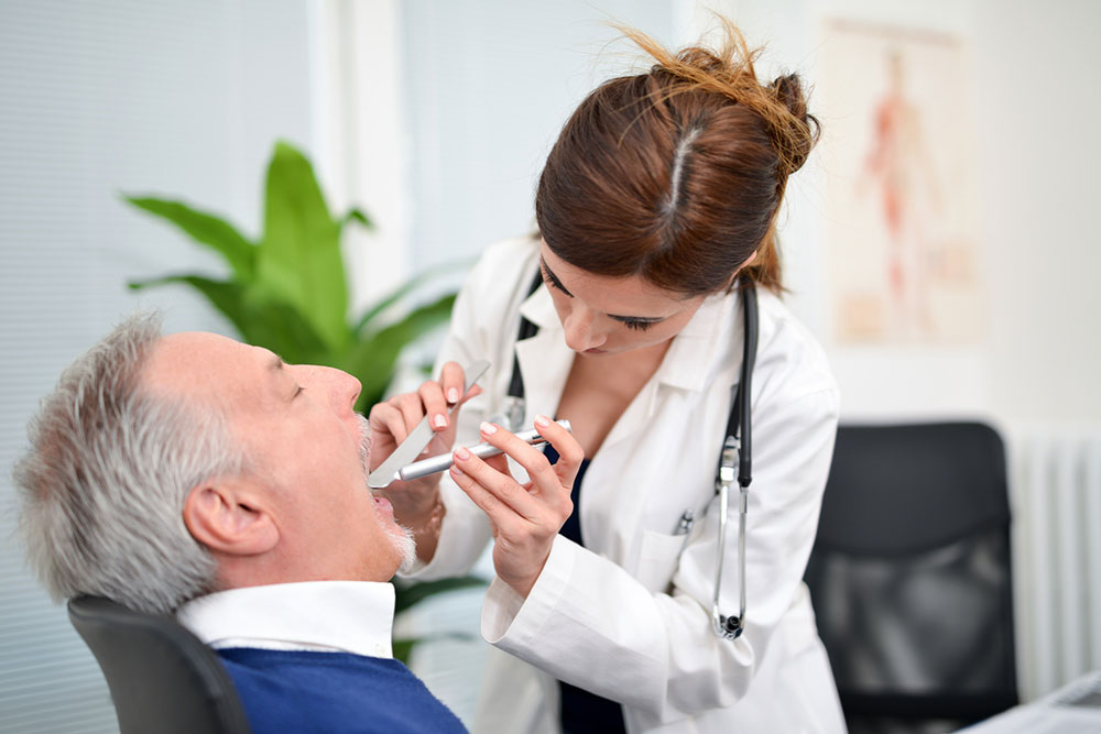 What are canker sores and how can you identify them