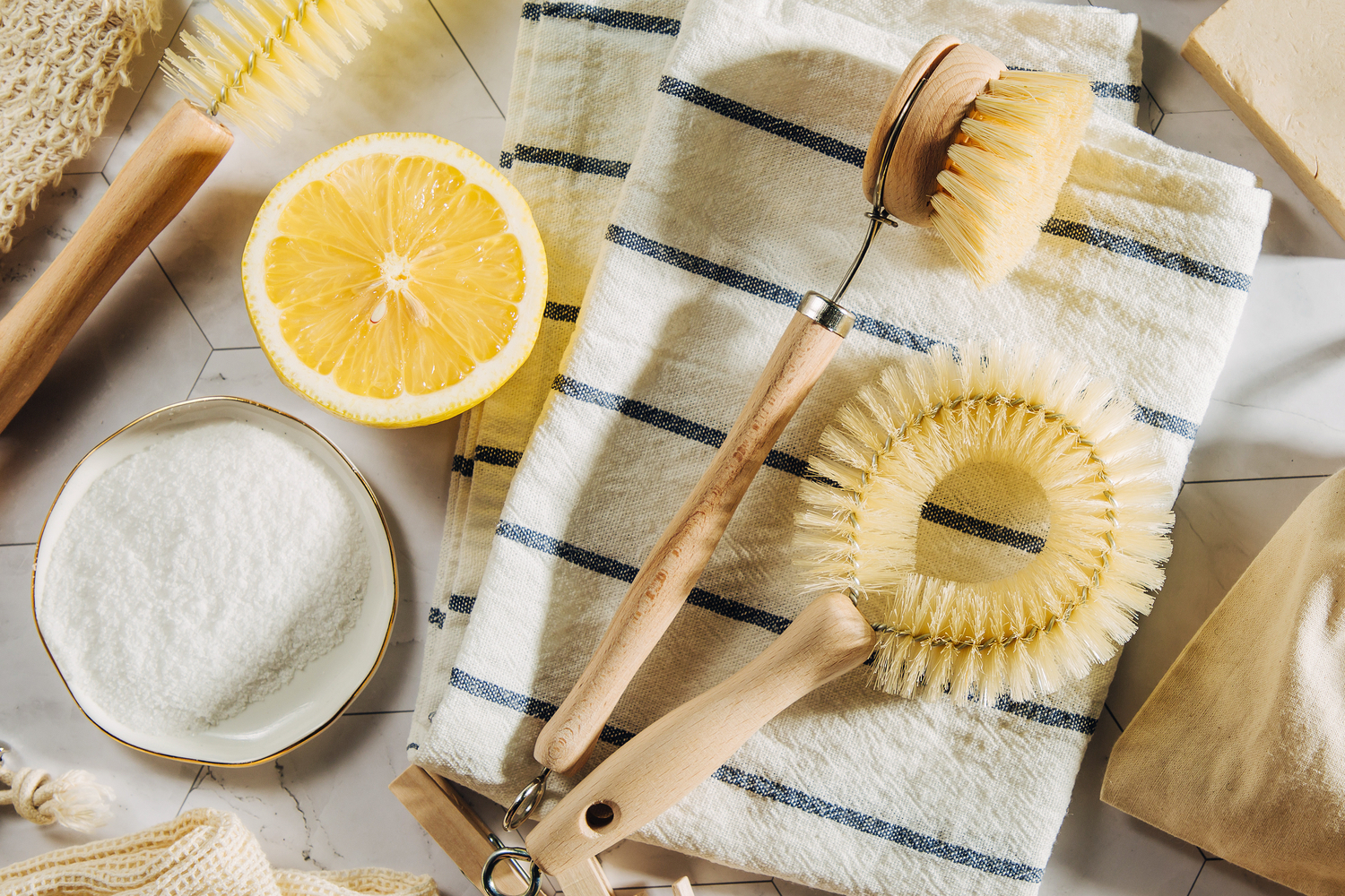7 Natural Cleaning Hacks that Work